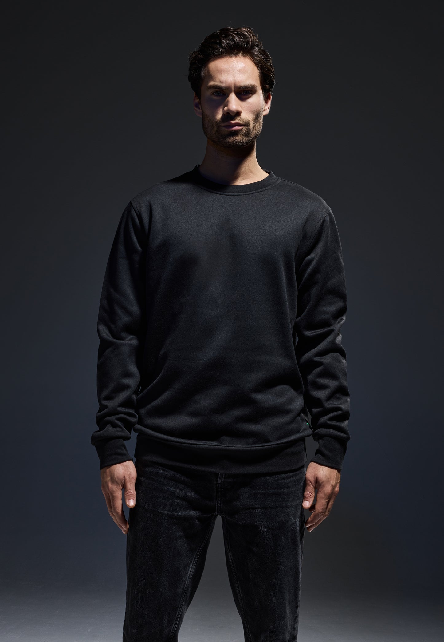 MEN'S SWEATER