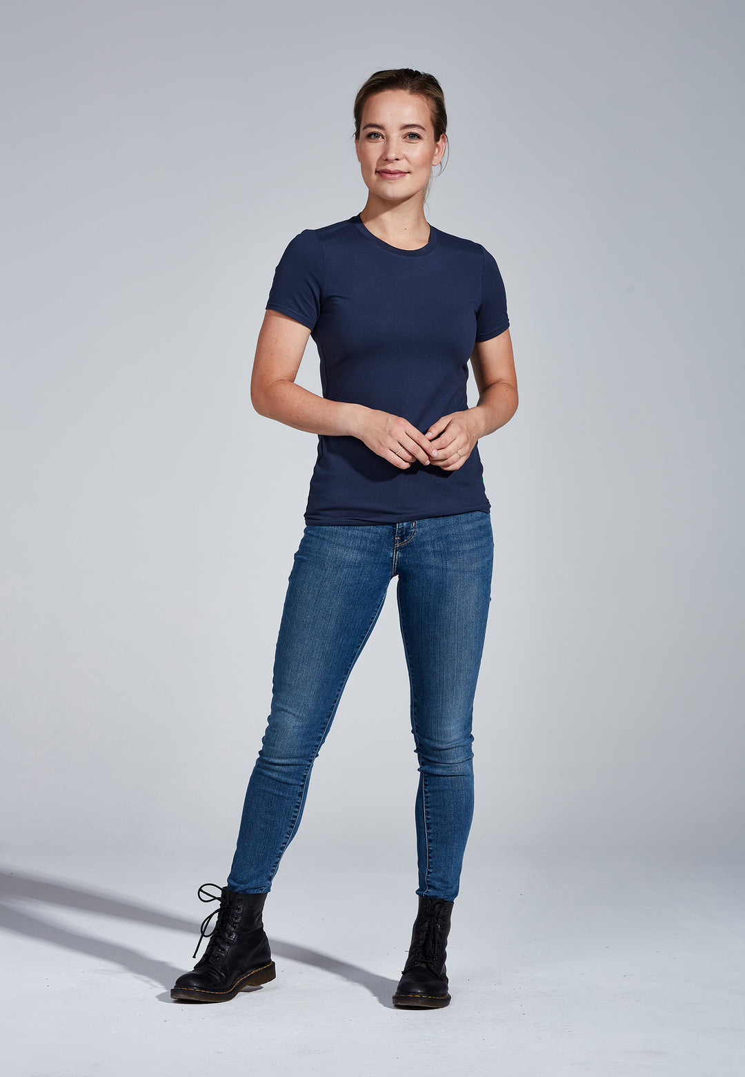 WOMEN'S T-SHIRT